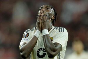 Tammy Abraham in campo con la Roma