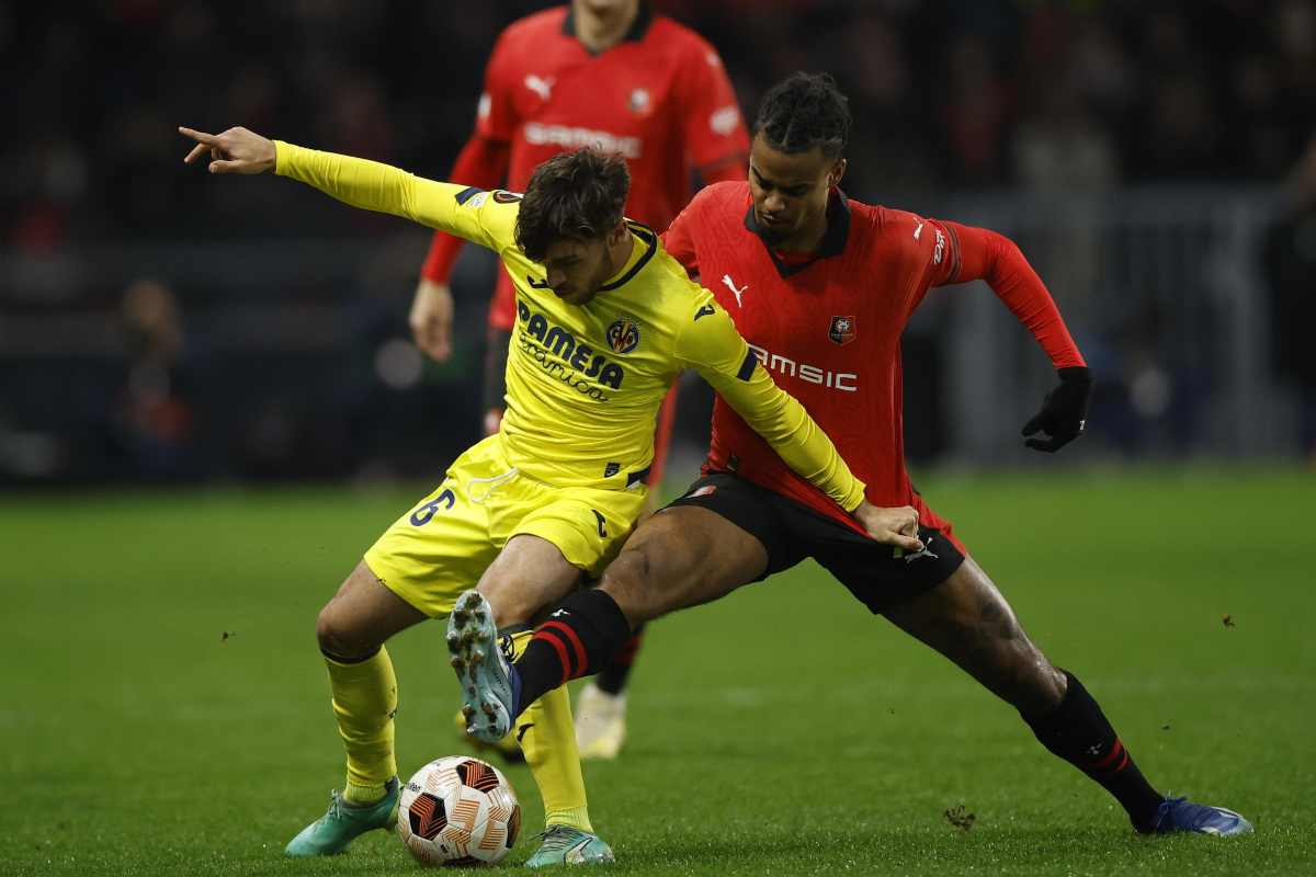 Assignon con la maglia del Rennes