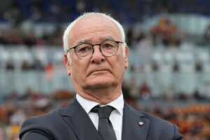 L'allenatore della Roma Claudio Ranieri