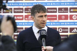 Florent Ghisolfi in primo e ai microfoni di DAZN