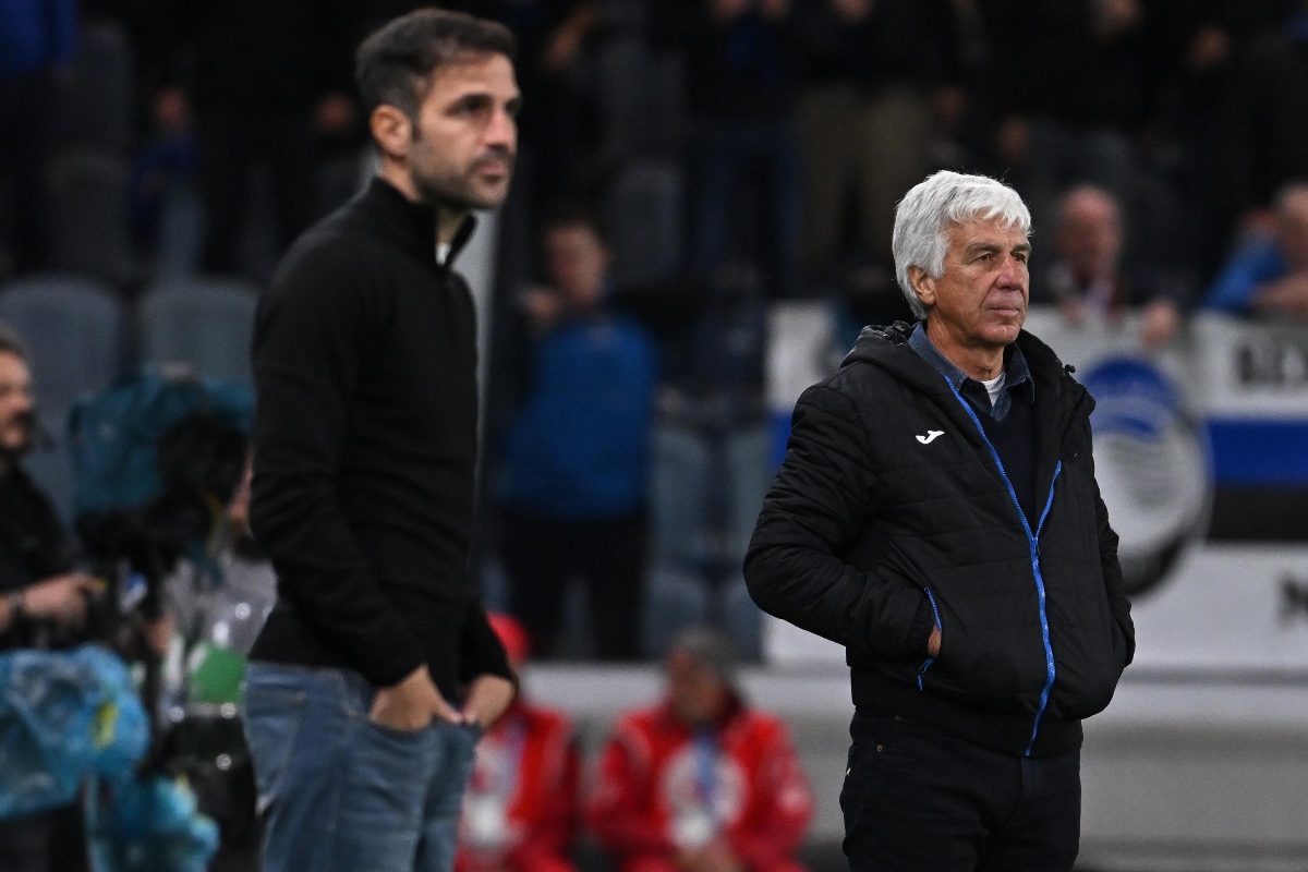 Fabregas e Gasperini in panchina durante Atalanta-Como
