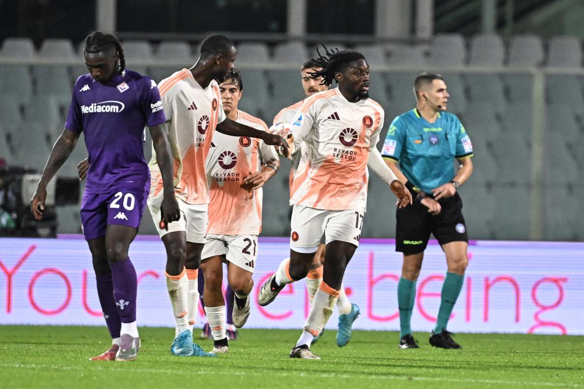 Manu Koné esulta dopo il gol segnato alla Fiorentina