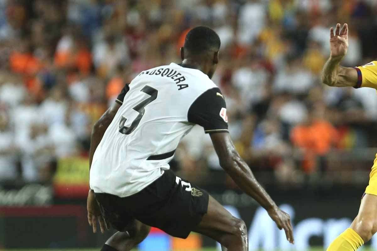 Mosquera, difensore del Valencia, in campo