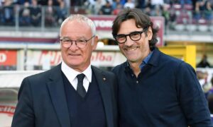 Claudio Ranieri posa sorridente al fianco di Vanoli