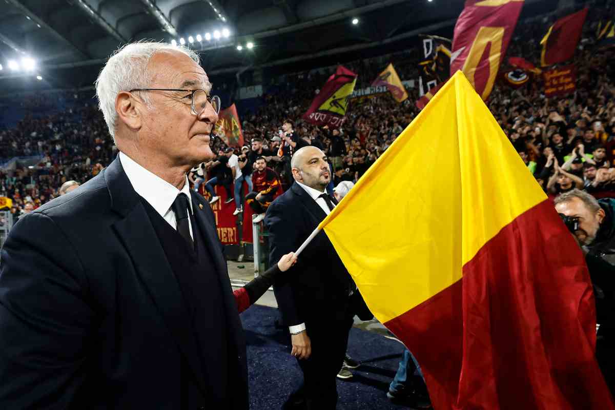 Claudio Ranieri celebrato dai tifosi della Roma