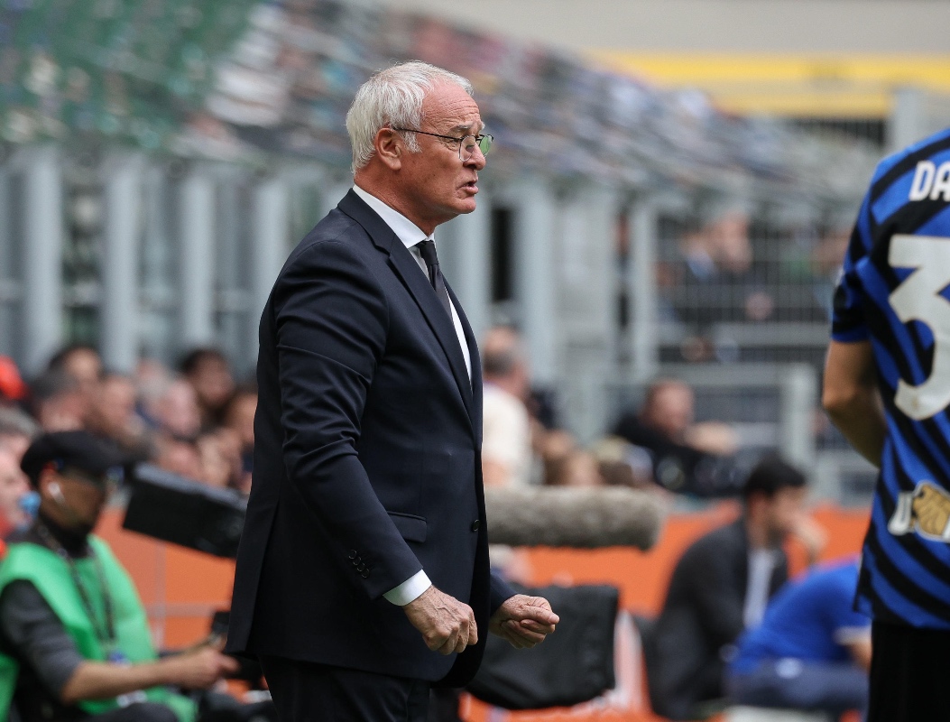 Ranieri in panchina con la Roma nel match contro l'Inter
