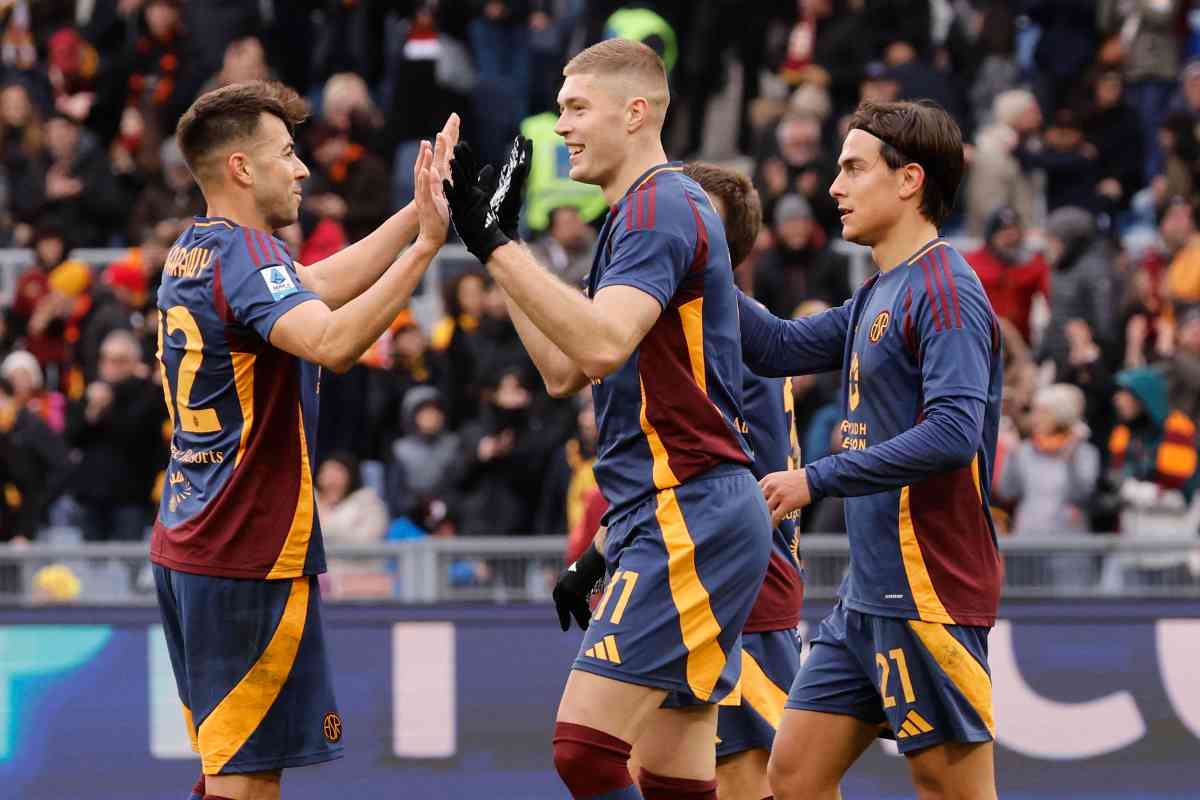 El Shaarawy esulta con Dovbyk e Dybala