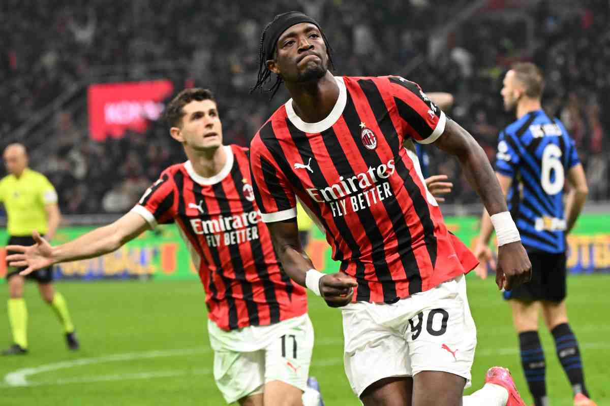 Abraham esulta con il Milan