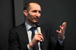 Chiellini durante una conferenza
