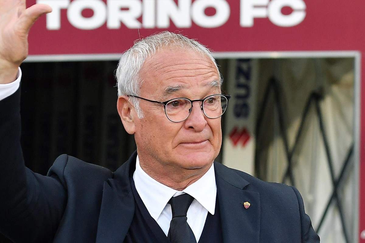 Claudio Ranieri saluta il pubblico