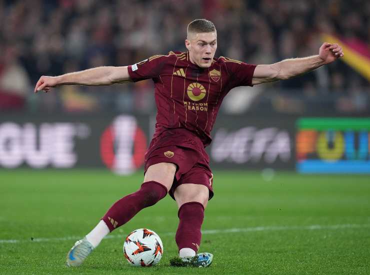 L'attaccante della Roma Artem Dovbyk