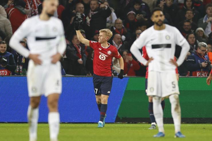 Haraldsson esulta dopo un gol con il Lille