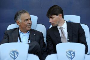 Frederic Massara a colloqui con James Pallotta