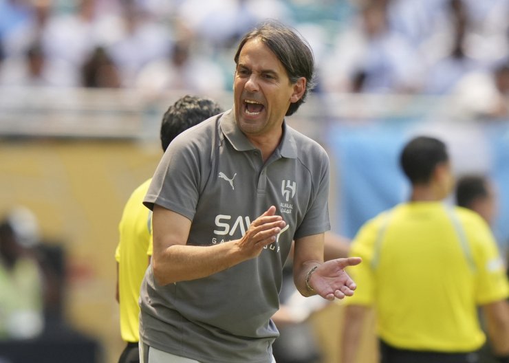 Simone Inzaghi alla sua prima sulla panchina dell'Al Hilal