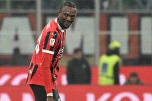 Abraham con la maglia del Milan