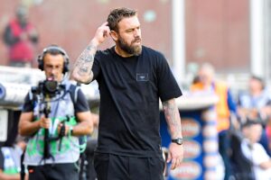 De rossi allenatore in campo
