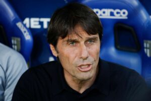 Conte sulla panchina del Napoli