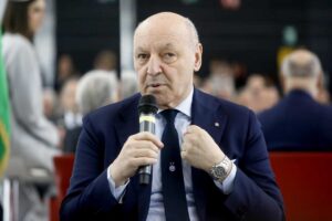 Beppe Marotta in conferenza