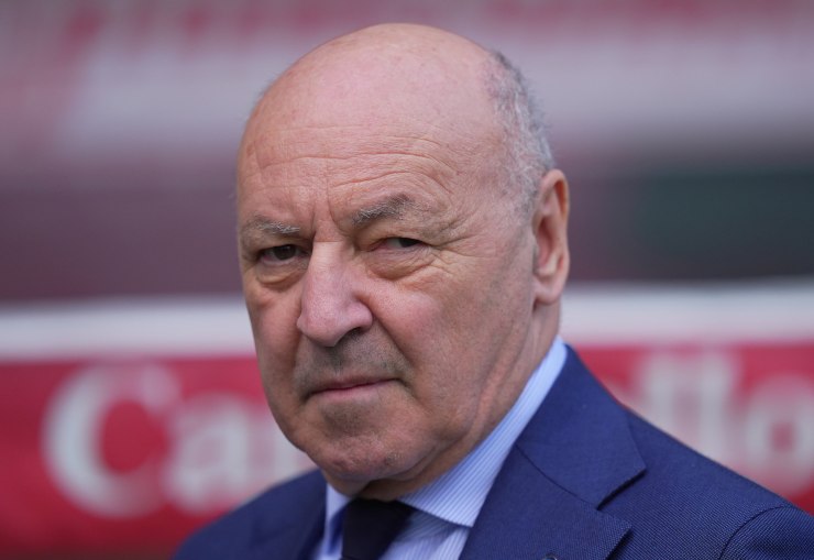 Beppe Marotta pensieroso