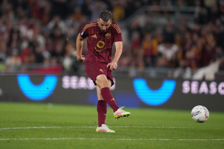 Bryan Cristante mentre calcia