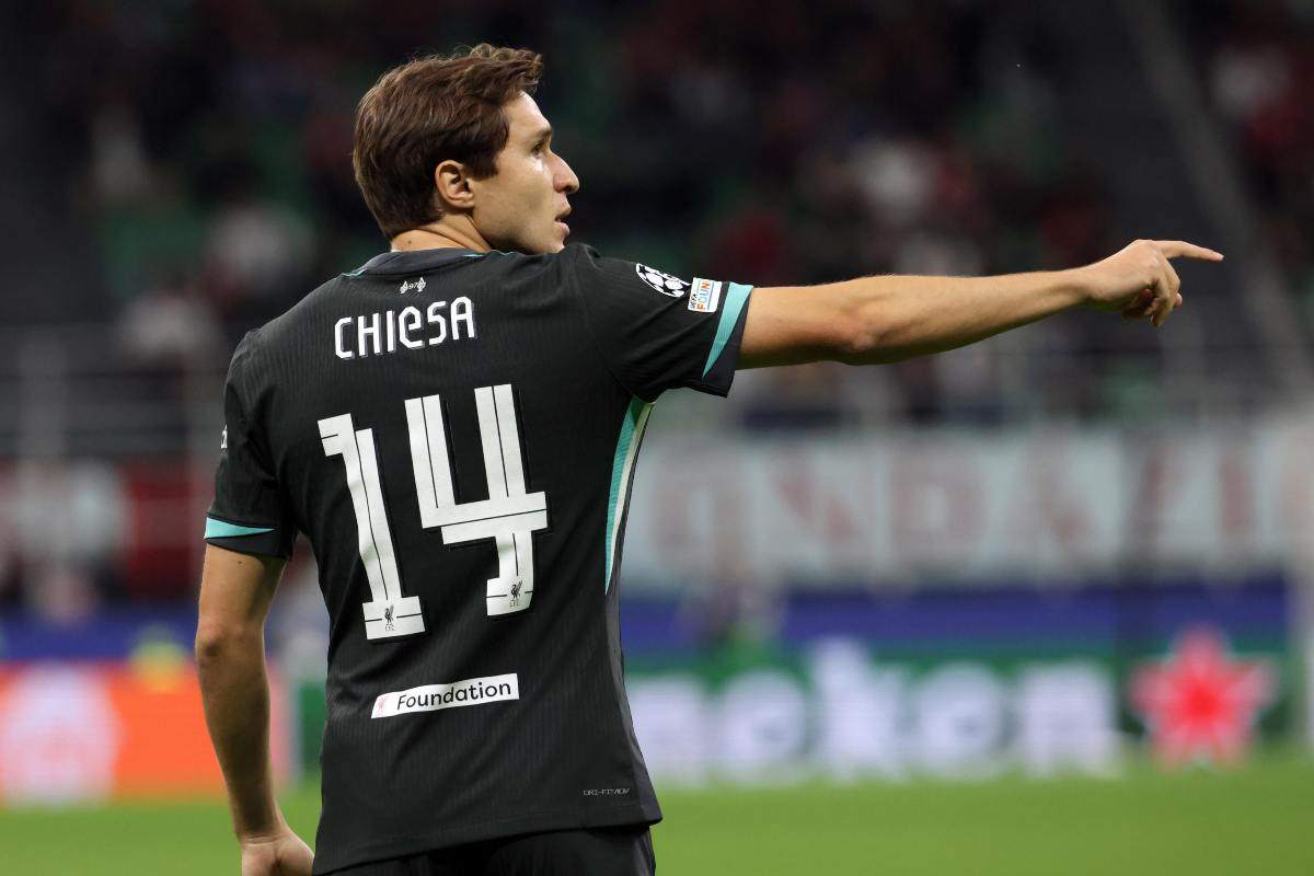 Chiesa in campo con il Liverpool