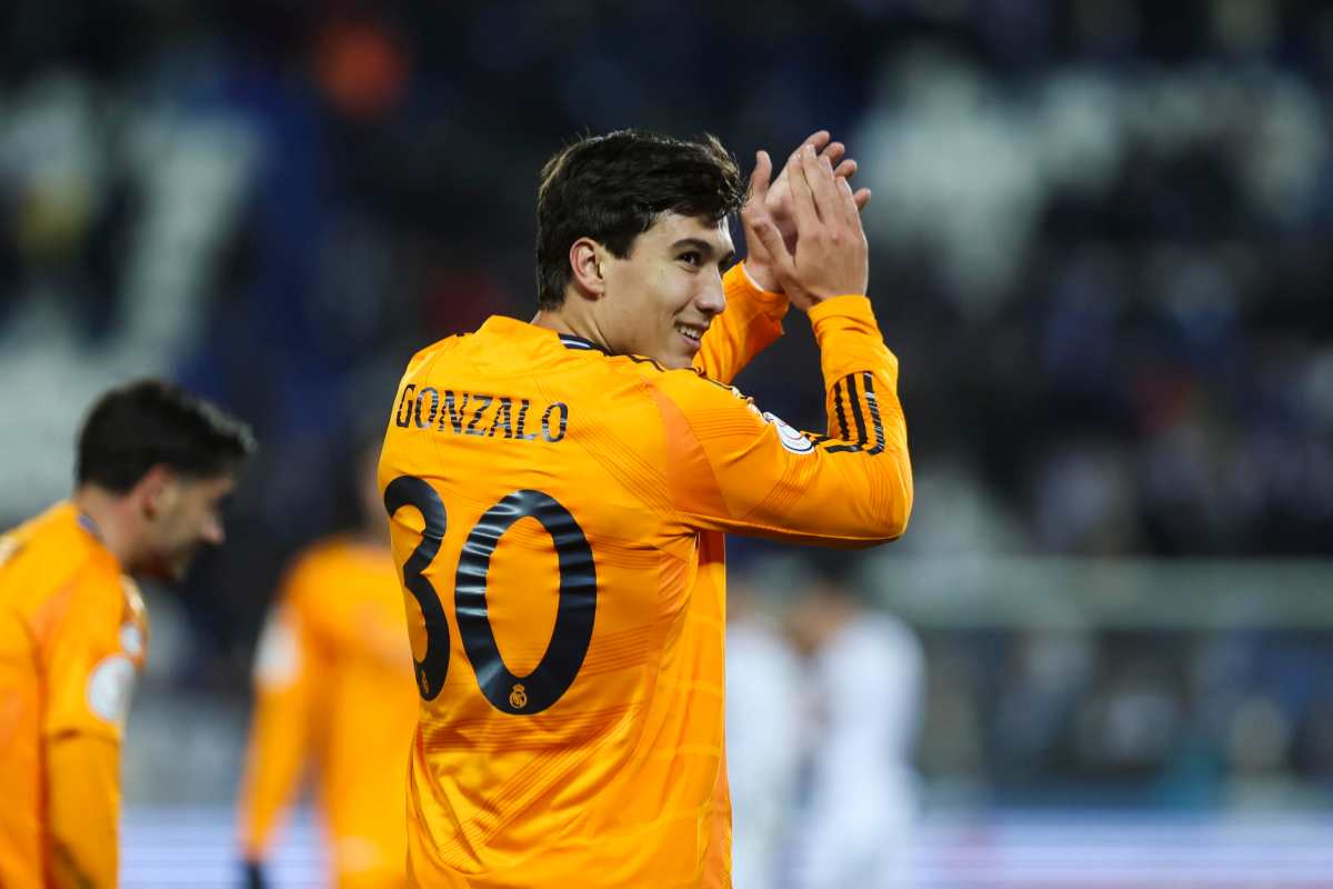 Gonzalo Garcia con la maglia del Real Madrid