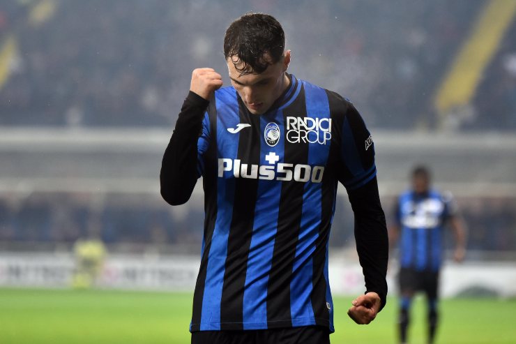 Nadir Zortea con la maglia dell'Atalanta