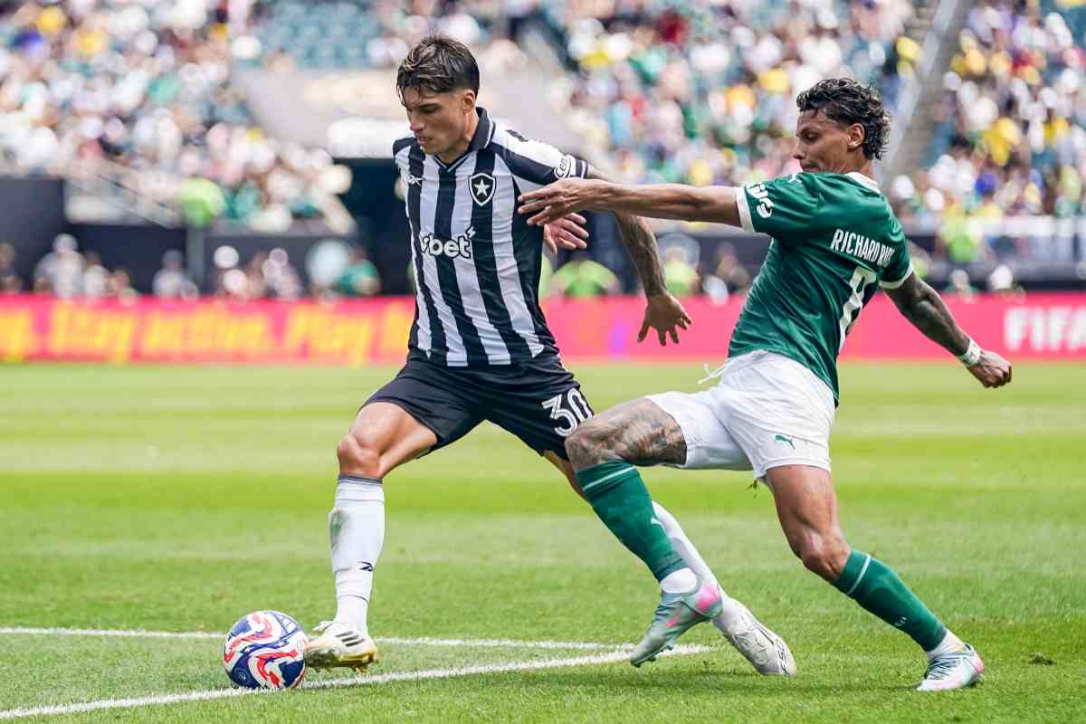 Rios con la maglia del Palmeiras