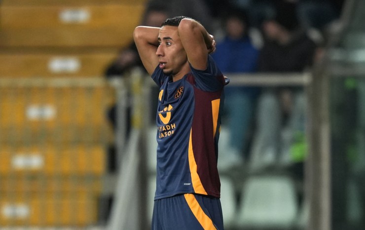 Anass Salah Eddine con le mani tra i capelli