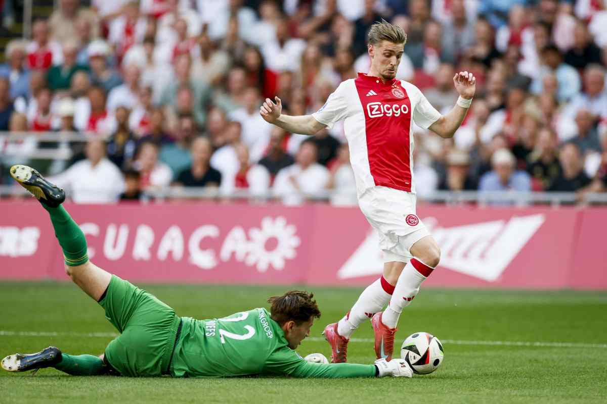 Taylor con la maglia dell'Ajax