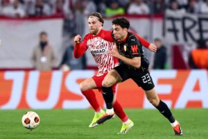 El Aynaoui che corre sul campo