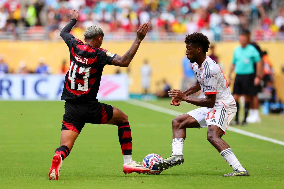 Wesley con la maglia del Flamengo