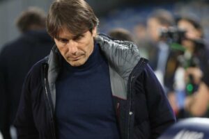 Conte sulla panchina del Napoli