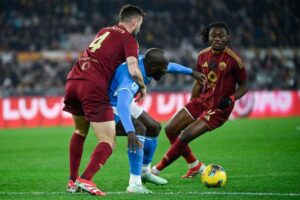 Cristante e Kone marcano Lukaku