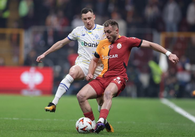 Baris Yilmaz in azione col Galatasaray