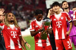 Il Bayern Monaco festeggia un trofeo