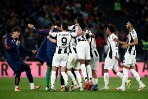 La Juventus esulta dopo un gol
