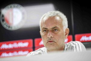 Mourinho in conferenza stampa