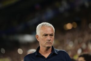 Mourinho a bordo campo