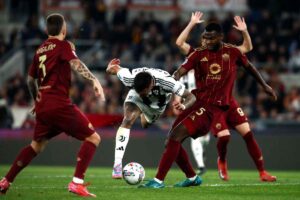 N'Dicka contro la Juventus