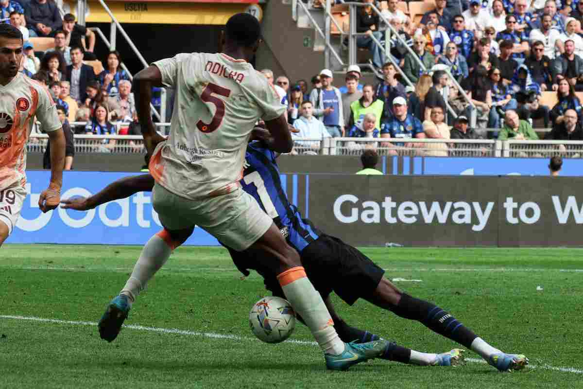 NDicka in campo contro l'Inter