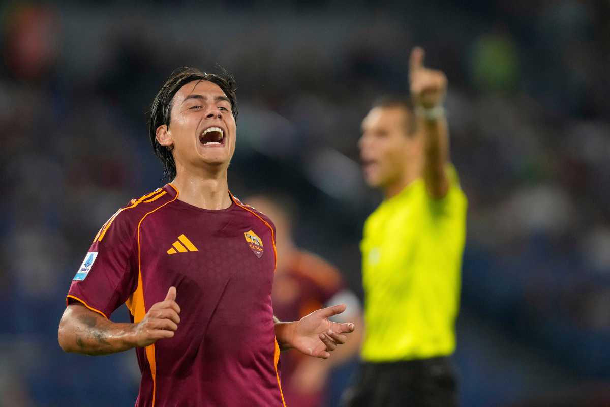 L'attaccante della Roma Paulo Dybala