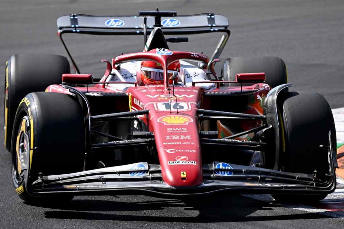 La Ferrari di Leclerc in pista