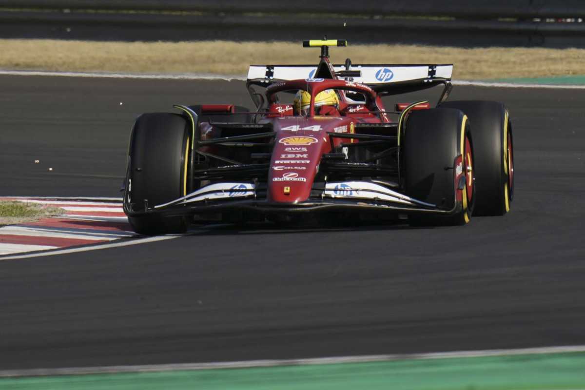 La Ferrari di Hamilton in pista