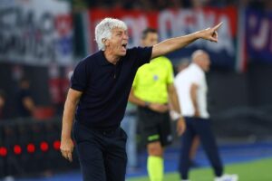 Gasperini dà indicazioni dalla panchina