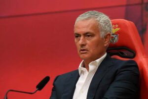 L'allenatore del Benfica José Mourinho
