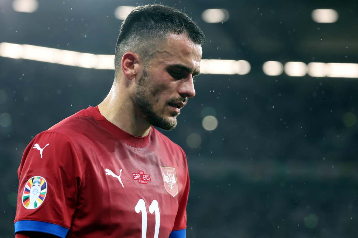 Kostic con la maglia della Serbia