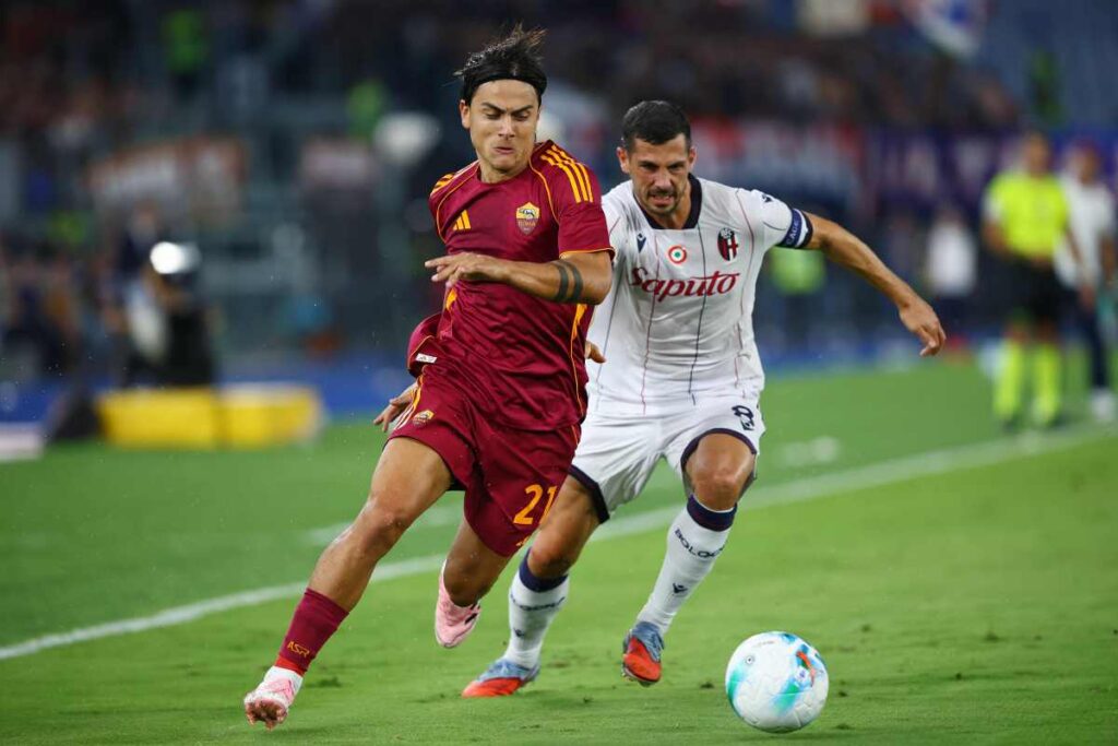Dybala in azione contro il Bologna
