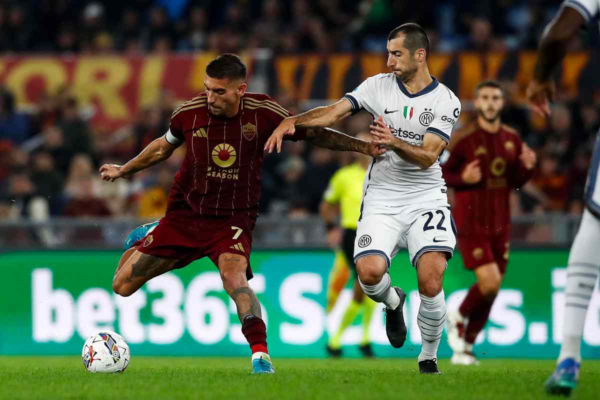 Lorenzo Pellegrini con la maglia della Roma