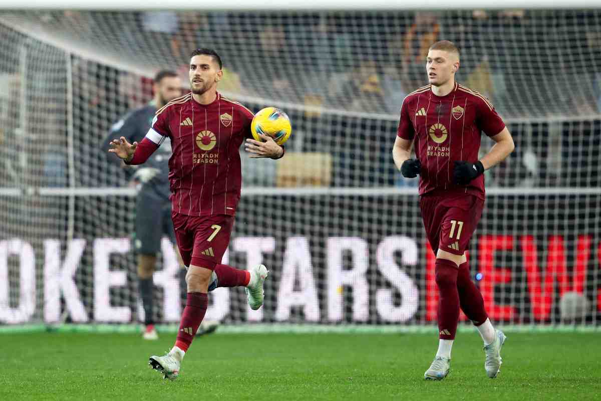 Pellegrini e Dovbyk dopo un gol